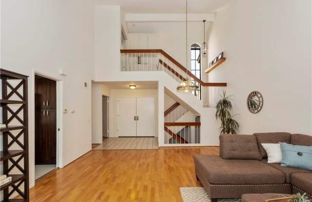 2336 Applewood Circle Gallery 3