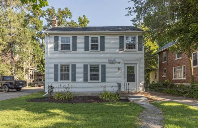 909 E Ann St photos photos 909 E Ann St photos photos