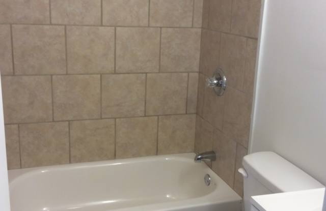 1 Bedroom Apartment in Downtown near the Judicial Center photos photos