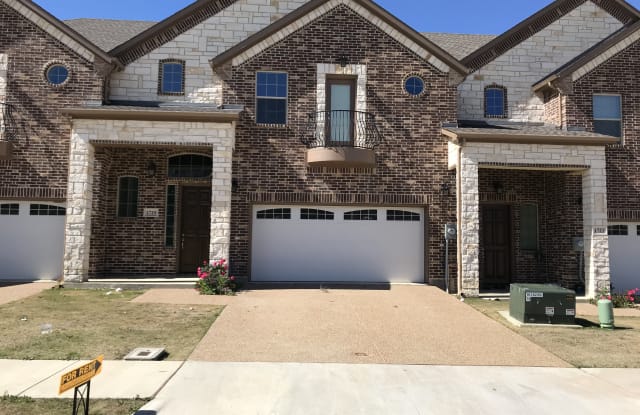 1719 Leann Ln - 1719 Leann Ln, Irving, TX 75061