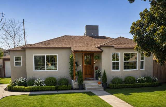 Charming 2 Bedroom, 1 Bathroom Home with Garage & Large Backyard – Available Now! photos photos