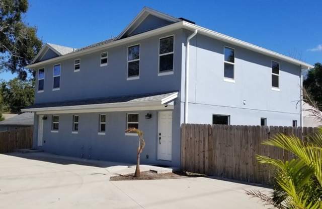 2525 Gowen Street photos photos