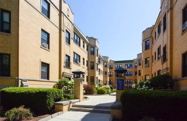 2323 Rockwell - 2323 N Rockwell St, Chicago, IL 60647
