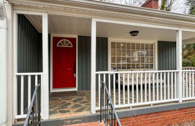 1226 BROOKWOOD DRIVE AVAILABLE 06/01/2028-29 Fully Furnished, . Gallery 3