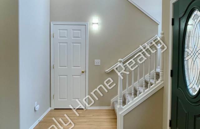 3524 Broadmoor Dr NE Gallery 2