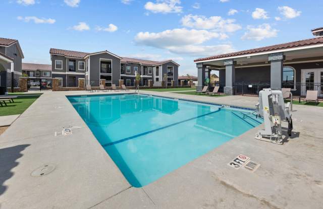 District at Pellicano photos photos