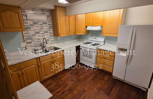 1468 North 125 East Gallery 4