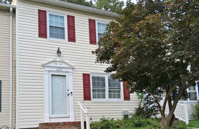 1264 Holmespun Drive Gallery 1