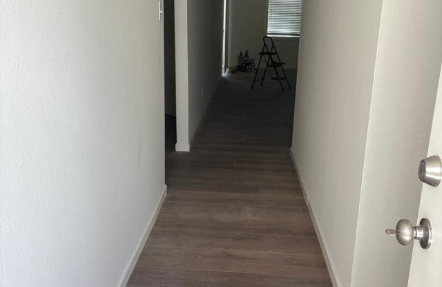 Nice clean 55+ community condo Gallery 3