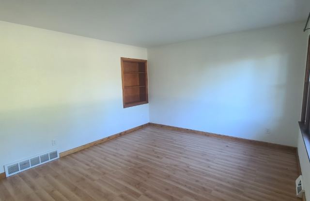 1821 Liberty Ln Gallery 4