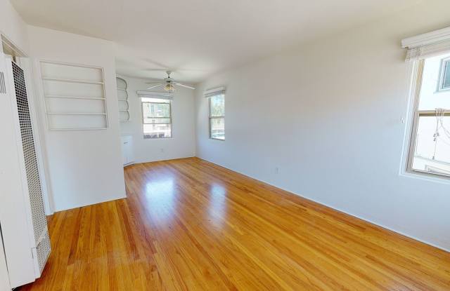 Upstairs 1 Bed 1 Bath Available for Long Term Rent at the Anchorage Apartments! Near Coronado Village Schools! photos photos