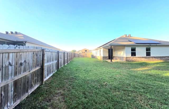 Like New 3 Bed 2 Bath House For Rent Gallery 3