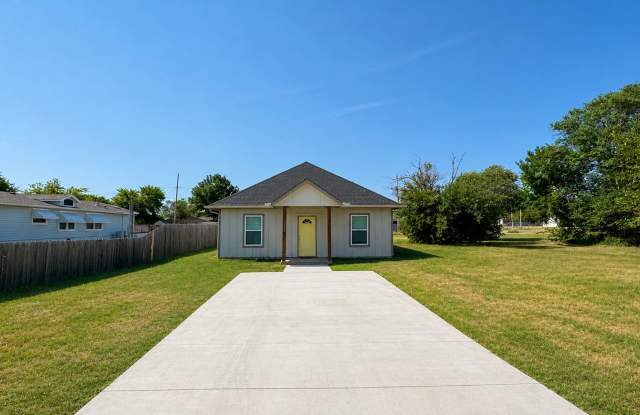 Brand-New 3-Bedroom Home for Rent in Lawton, OK Gallery 3