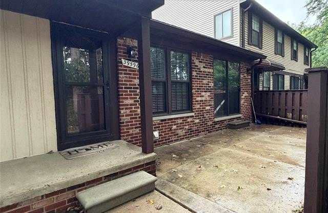 39596 Old Dominion Drive Gallery 2