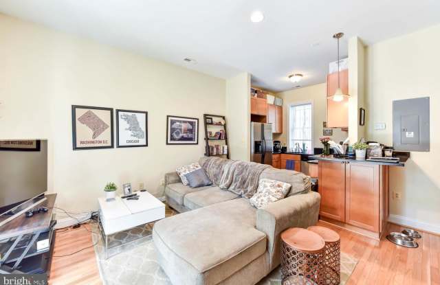 525 T STREET NW Gallery 4
