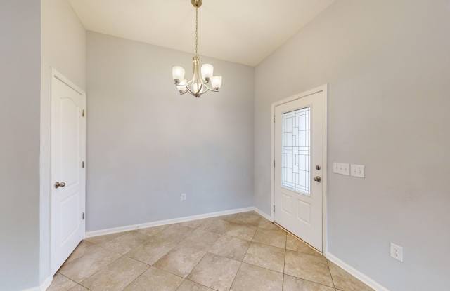 Beautiful 3 bedroom home for rent in Samara Lakes! Gallery 4