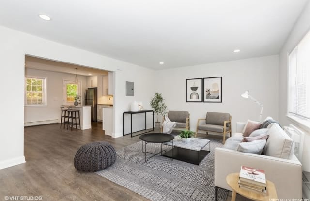 Bayberry Gardens Apartments Gallery 2