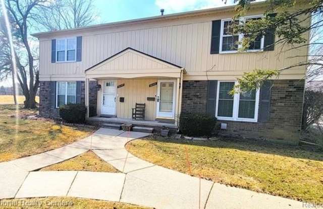 34149 GARFIELD Circle Gallery 2