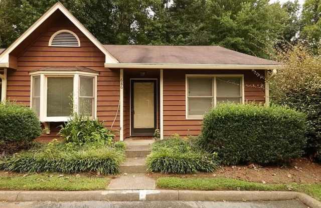 3 bedrooms, 2 bath one level town-home with vaulted living room opens to the deck. Conveniently located near restaurants, and shopping. photos photos 3 bedrooms, 2 bath one level town-home with vaulted living room opens to the deck. Conveniently located near restaurants, and shopping. photos photos