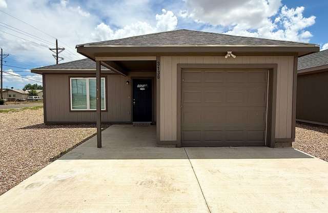 Cute 3 Bedroom Home With Move In Special! photos photos