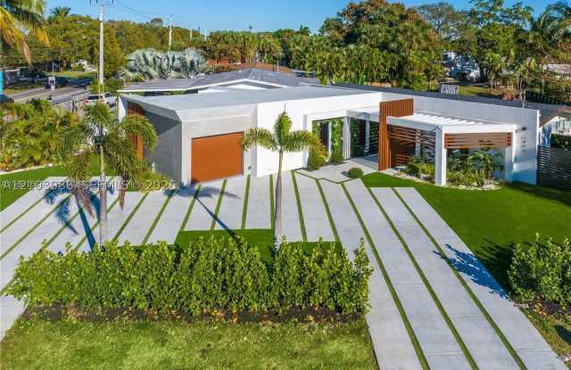 2406 Nassau Ln Gallery 3