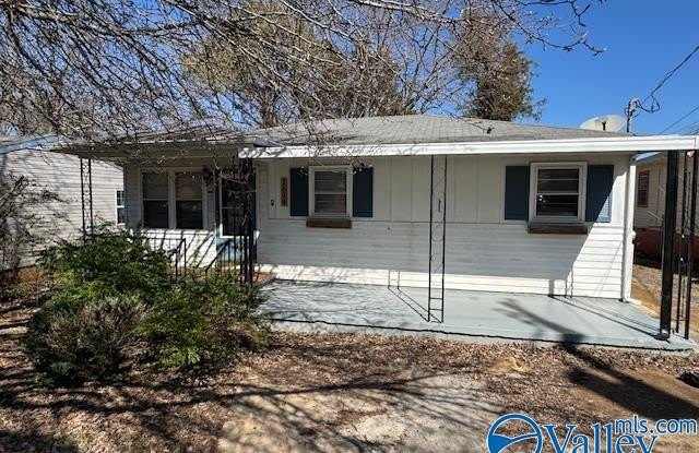 2614 Craft Avenue NW photos photos