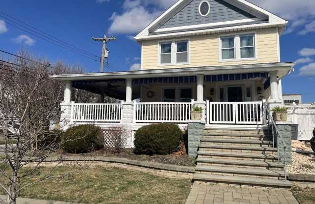 114 7th Avenue photos photos
