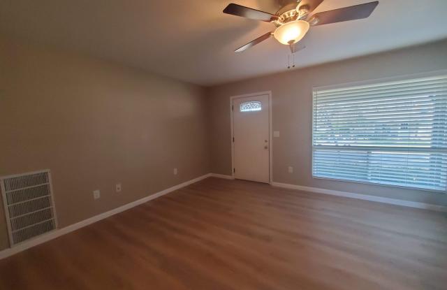 Stunning Renovation on this 3 Bedroom 2 Bathroom Home Coming Available Soon! Gallery 4