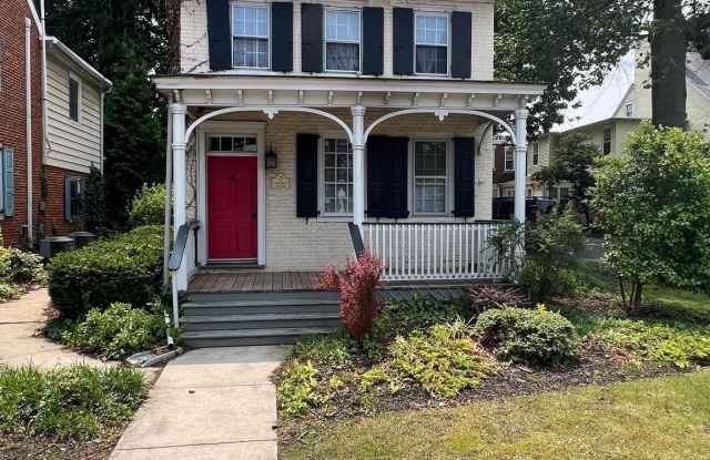 36 MAIN STREET E unit: B - 36 East Main Street, Moorestown-Lenola, NJ 08057