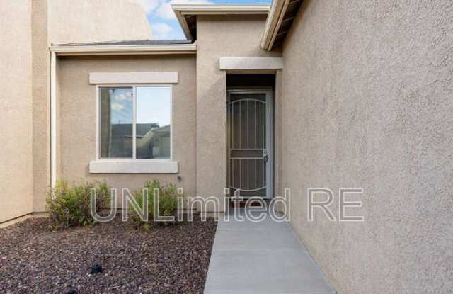6816 E Arden Ct Gallery 4