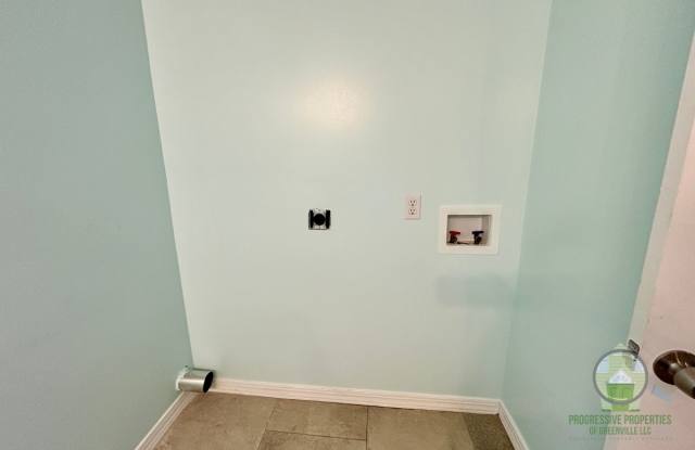 8 Hallcox Street Gallery 4