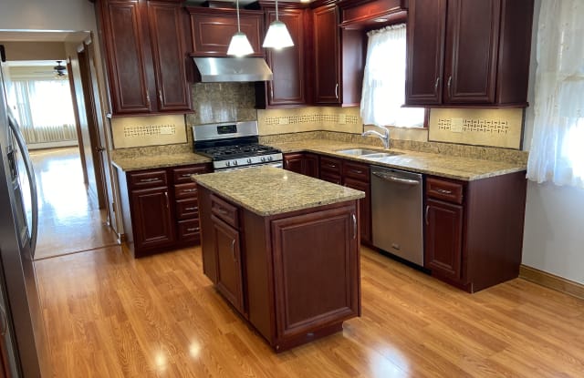 6216 West Lawrence Avenue - 6216 West Lawrence Avenue, Chicago, IL 60630