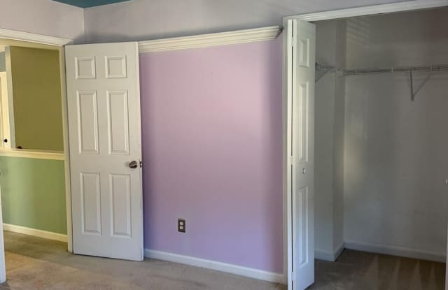 5417 Alafia Court Gallery 2