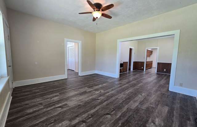 3 Bedroom 2 Bath home in Asher! Gallery 3