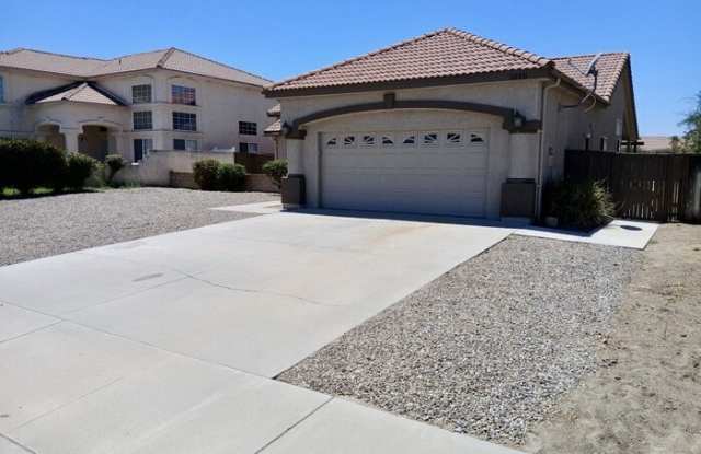 1050 Falcon Court Gallery 2
