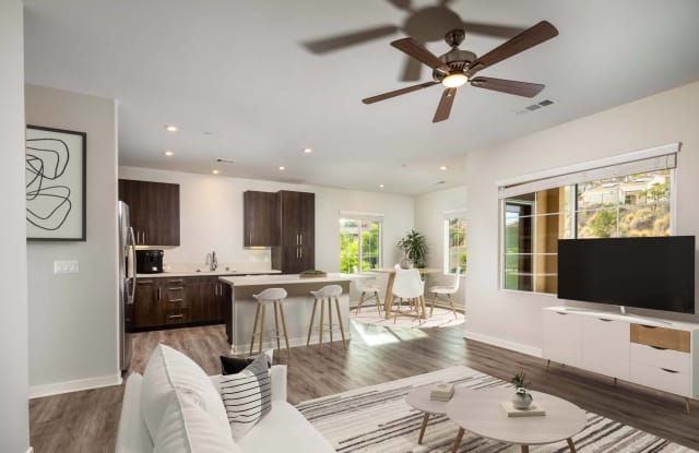 Lakeview 88 Gallery 3
