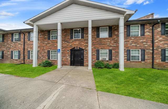Colonial Oaks photos photos