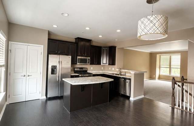 Beautiful Townhome located in Sewickley! Gallery 4