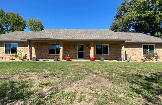14508 Hwy 31 W - 14508 Highway 31 West, Smith County, TX 75709