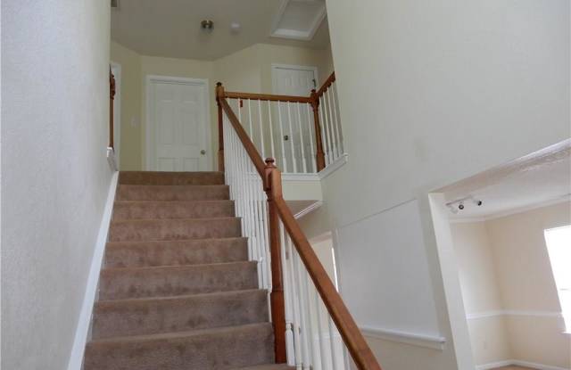 2553 Farmworth Trail Gallery 3