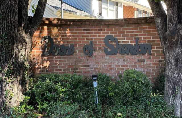 Great Location Short term rental Gallery 1