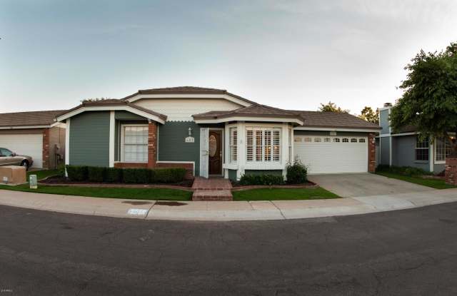 607 E CAMPO BELLO Drive - 607 East Campo Bello Drive, Phoenix, AZ 85022