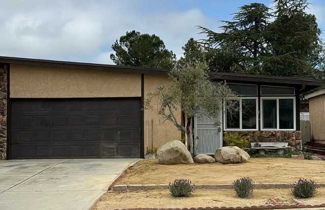 1740 Marigold Ln photos photos