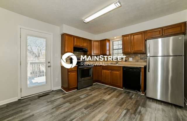 5805 Whisper Wood Road Gallery 4