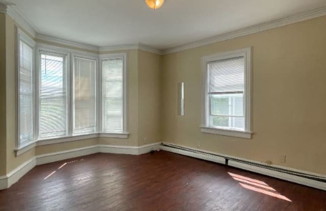 94 Florence St 2 - 94 Florence Street, Providence, RI 02909