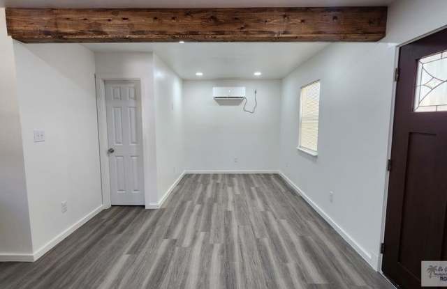 6918 NANSA DR. photos photos