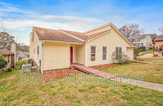 502 Toxaway Court Gallery 3
