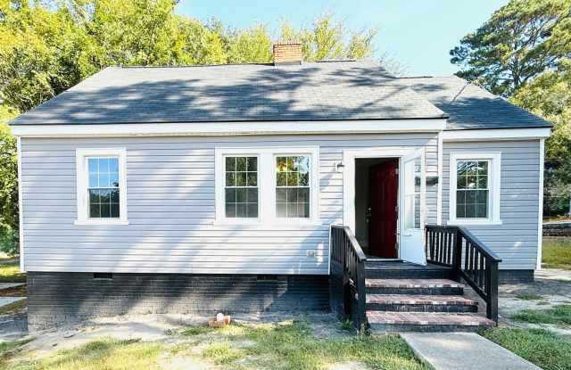 Windsor Terrace - 216 Oakland Drive, Fayetteville, NC 28301