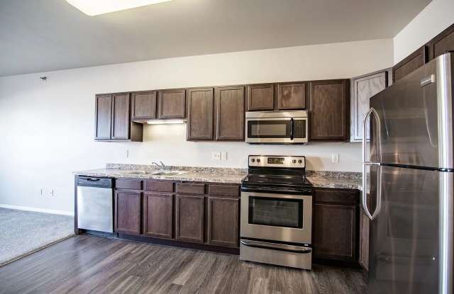 West Creek Crossing Apartments Gallery 3