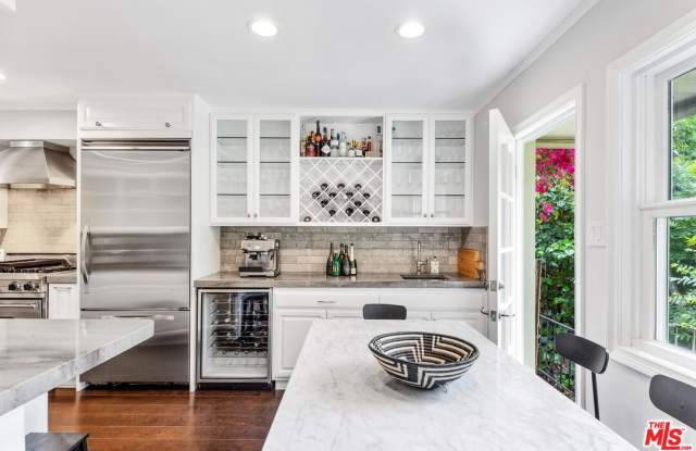 2139 Roscomare Rd - 2139 Roscomare Road, Los Angeles, CA 90077